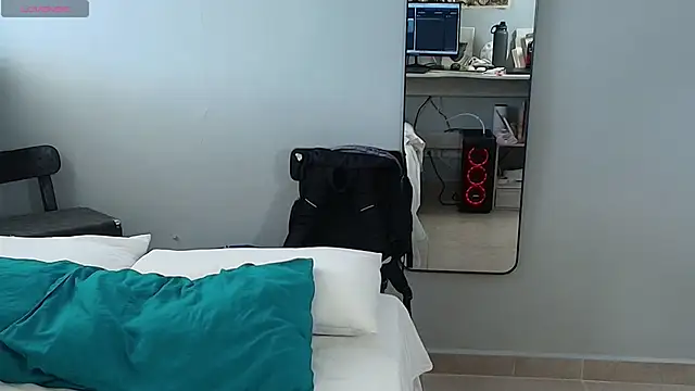 salvatore montt online show from 03/15/25, 10:11