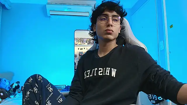 salvatore montt online show from 10/30/25, 04:00