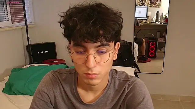 salvatore montt online show from 03/14/25, 11:22