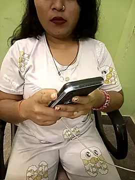 KEEP879 346 online show from 11/30/25, 03:24