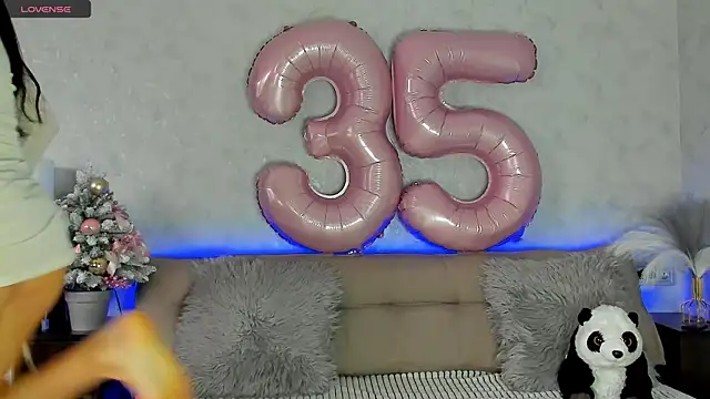 Tina Mart online show from 11/30/25, 11:33