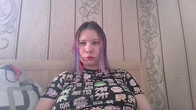 Little kitsune1707 online show from 09/24/25, 05:14