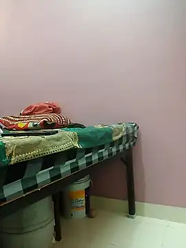 Snapshot of DesiVillageBaby chatting on 03/18/25, 06:28 DesiVillageBaby online show from 03/18/25, 06:28