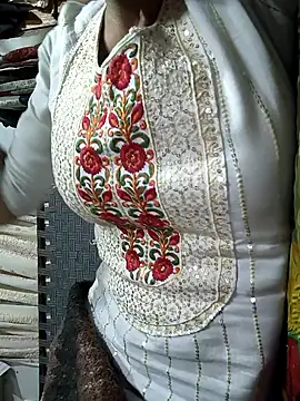 lovely----bhabhi online show from 12/18/25, 04:00