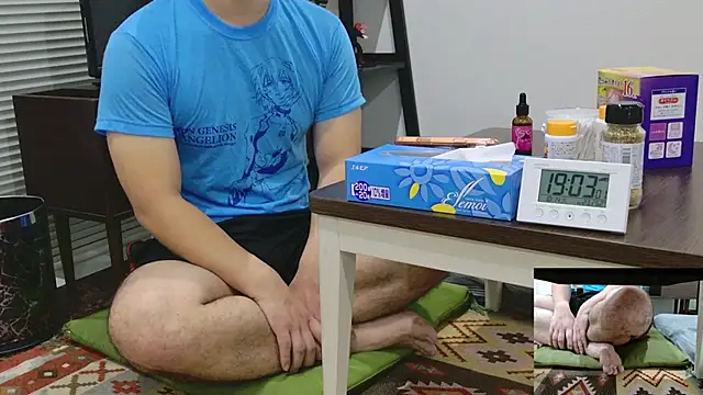 Snapshot of YARASERO-kun chatting on 10/14/25, 10:05 YARASERO-kun online show from 10/14/25, 10:05