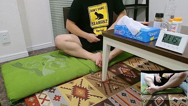 Snapshot of YARASERO-kun chatting on 10/06/25, 12:17 YARASERO-kun online show from 10/06/25, 12:17