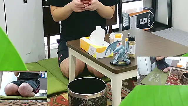 Snapshot of YARASERO-kun chatting on 02/27/26, 02:56 YARASERO-kun online show from 02/27/26, 02:56