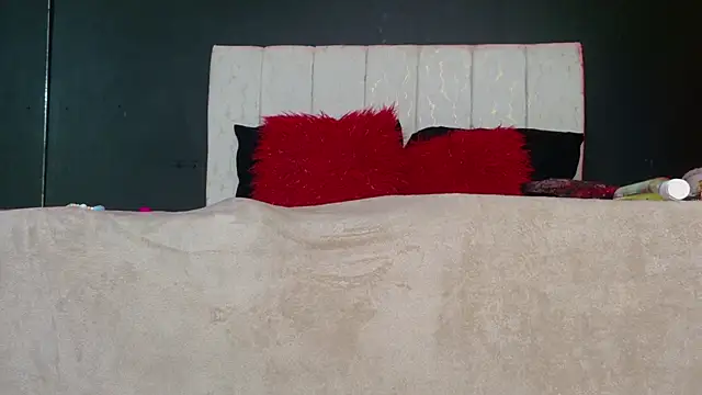 MariamLaraa online show from 09/20/25, 09:25