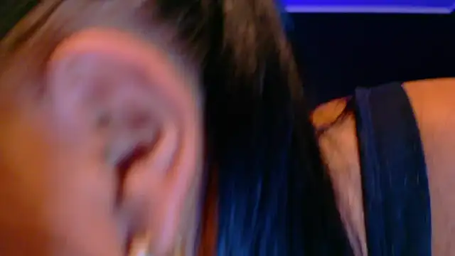 MariamLaraa online show from 10/23/25, 03:27