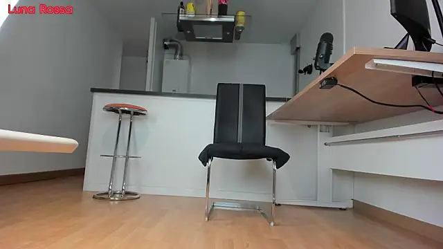 LunaRossaCam online show from 03/11/25, 01:45