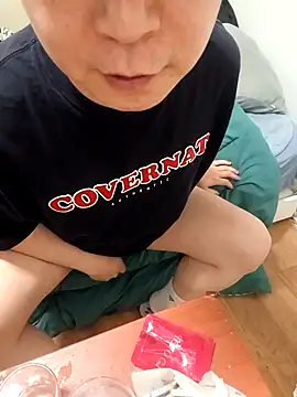 Snapshot of pokorogo2 chatting on 02/24/25, 06:15 pokorogo2 online show from 02/24/25, 06:15