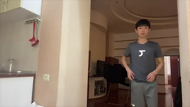 Brian Stars online show from 04/08/26, 07:54