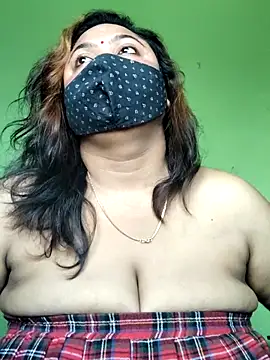 Snapshot of rani130 chatting on 11/30/25, 02:01 rani130 online show from 11/30/25, 02:01