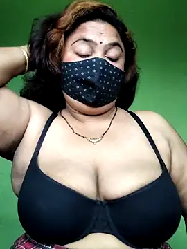 rani130 online show from 10/02/25, 12:58
