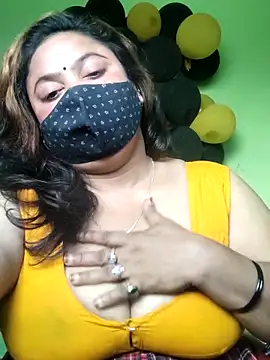 Snapshot of rani130 chatting on 11/15/25, 01:31 rani130 online show from 11/15/25, 01:31