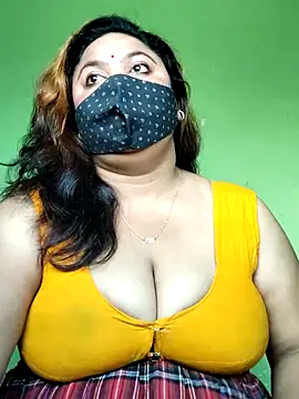 Snapshot of rani130 chatting on 02/13/26, 01:38 rani130 online show from 02/13/26, 01:38