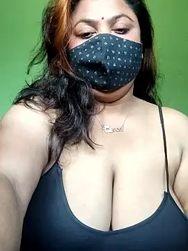 Snapshot of rani130 chatting on 01/13/26, 01:53 rani130 online show from 01/13/26, 01:53