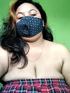 Snapshot of rani130 chatting on 12/04/25, 01:37 rani130 online show from 12/04/25, 01:37