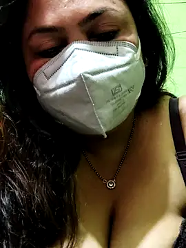 rani130 online show from 02/17/25, 01:47