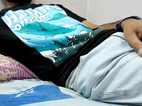 Lustyluckyy online show from 09/30/25, 04:13