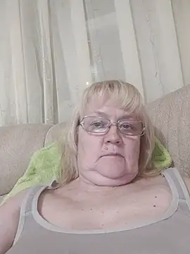 Snapshot of Violet5364 chatting on 12/01/25, 08:53 Violet5364 online show from 12/01/25, 08:53