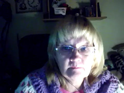 Snapshot of Violet5364 chatting on 02/11/25, 08:52 Violet5364 online show from 02/11/25, 08:52