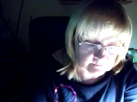 Snapshot of Violet5364 chatting on 02/26/25, 06:37 Violet5364 online show from 02/26/25, 06:37