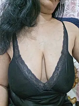 Jassi Does online show from 06/09/26, 09:16