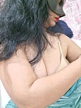 Jassi Does online show from 05/20/26, 10:07