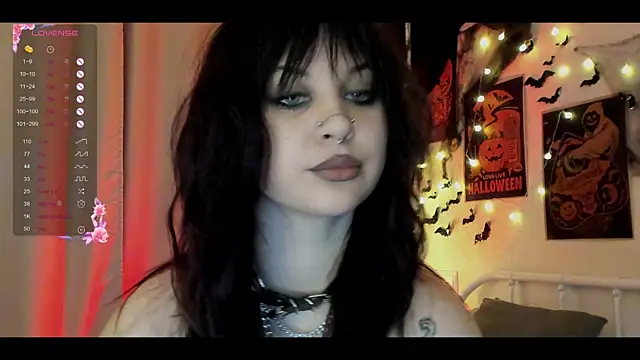 marynixoxo online show from 10/30/25, 07:00