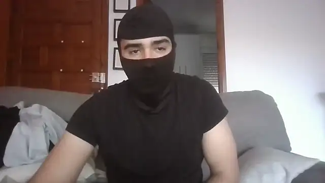 Snapshot of ESCOMOFUC chatting on 02/19/25, 05:27 ESCOMOFUC online show from 02/19/25, 05:27
