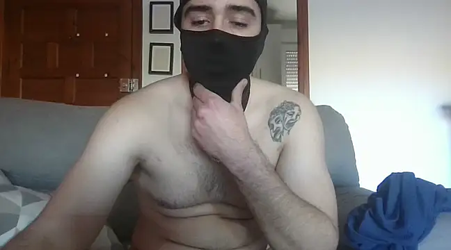 Snapshot of ESCOMOFUC chatting on 02/14/25, 02:23 ESCOMOFUC online show from 02/14/25, 02:23