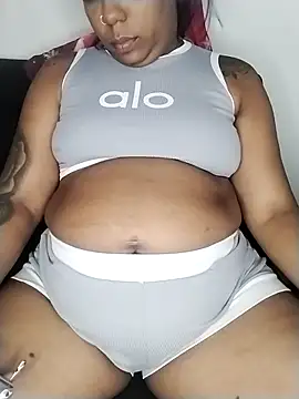 emma purple  online show from 10/27/25, 09:49