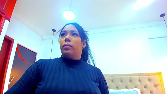 emma purple  online show from 10/26/25, 05:24