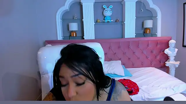 Snapshot of emma_purple_ chatting on 02/11/25, 06:55 emma purple online show from 02/11/25, 06:55