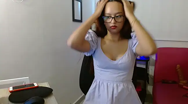Emilybateee online show from 03/15/25, 03:16