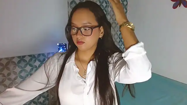 Emilybateee online show from 11/03/25, 03:26