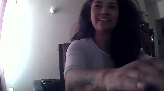 Snapshot of Cielo_carpentier69 chatting on 02/15/25, 09:28 Cielo carpentier69 online show from 02/15/25, 09:28