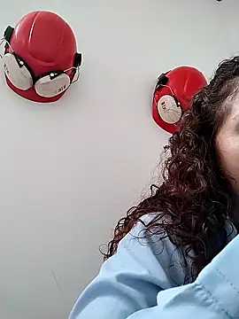 Snapshot of Cielo_carpentier69 chatting on 06/01/26, 05:12 Cielo carpentier69 online show from 06/01/26, 05:12