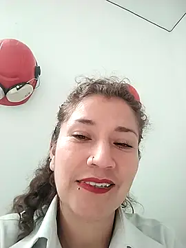 Snapshot of Cielo_carpentier69 chatting on 05/11/26, 04:04 Cielo carpentier69 online show from 05/11/26, 04:04