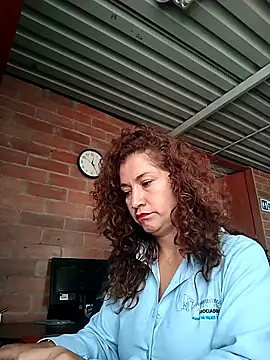 Snapshot of Cielo_carpentier69 chatting on 05/06/26, 03:38 Cielo carpentier69 online show from 05/06/26, 03:38