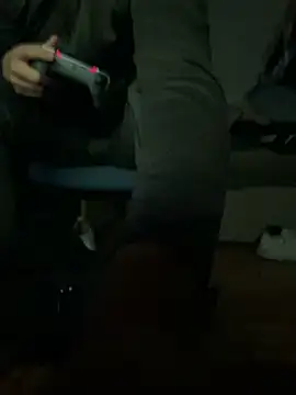 yaxxx03 online show from 11/11/25, 06:58