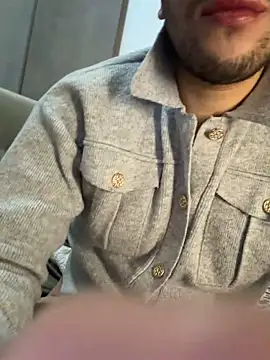 yaxxx03 online show from 12/02/25, 05:58