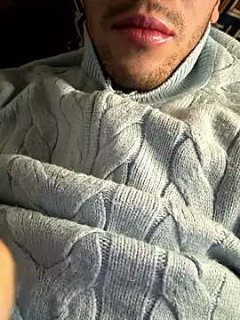 yaxxx03 online show from 11/05/25, 04:32