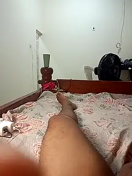 zentaiyy2 online show from 02/13/25, 02:23