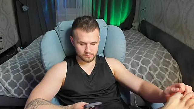 Vladik b online show from 03/06/25, 09:20