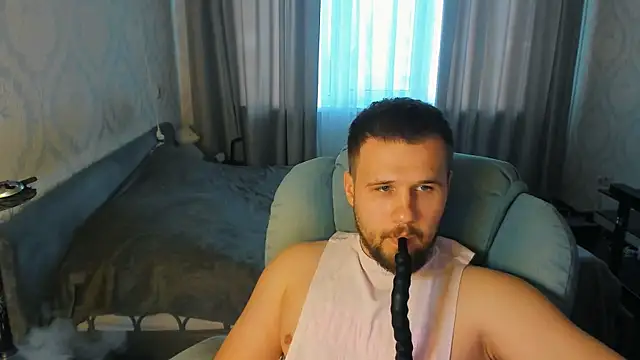 Snapshot of Vladik_b chatting on 06/16/26, 05:13 Vladik b online show from 06/16/26, 05:13