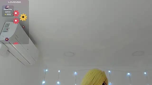 CandieGilson   online show from 03/13/25, 12:02