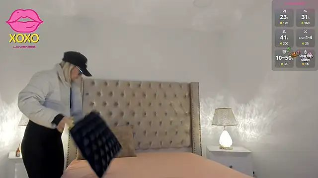 CandieGilson   online show from 11/11/25, 11:16