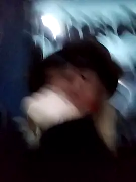 CandieGilson   online show from 09/19/25, 10:52